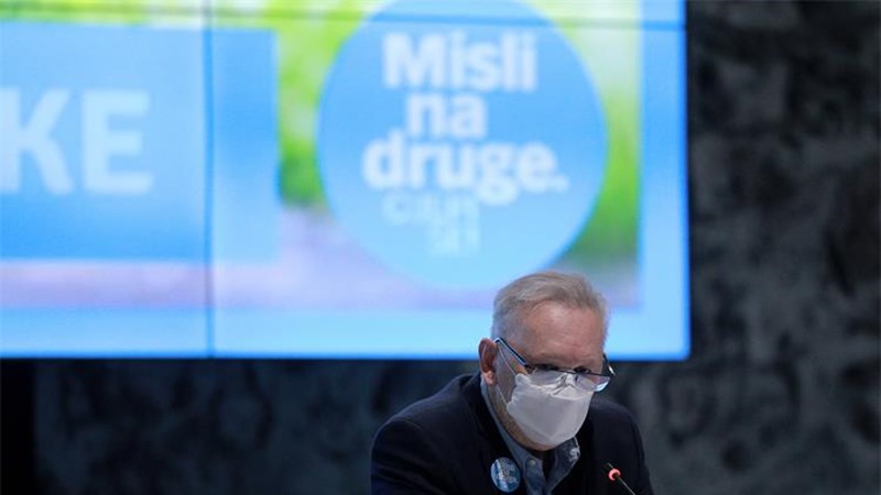 Stožer: Na vrhuncu smo epidemije, počela treća faza cijepljenja 
